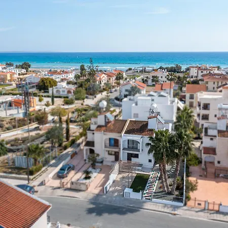 Perle Di Gio * Larnaca