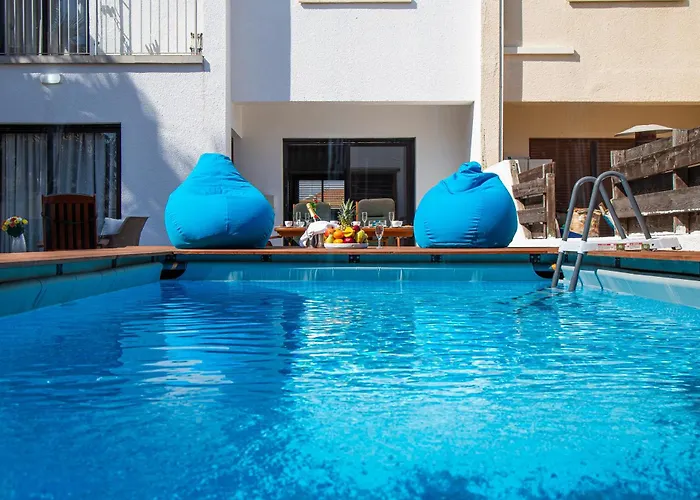 Perle Di Gio * Ларнака